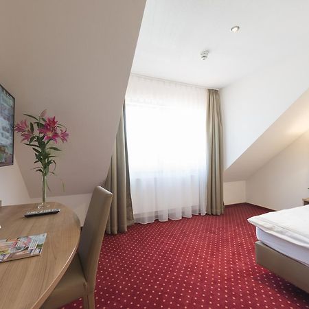 Hotel Restaurant Baeren Isny im Allgäu Buitenkant foto