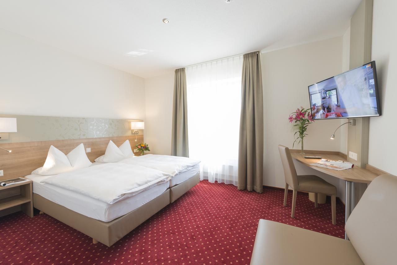 Hotel Restaurant Baeren Isny im Allgäu Buitenkant foto